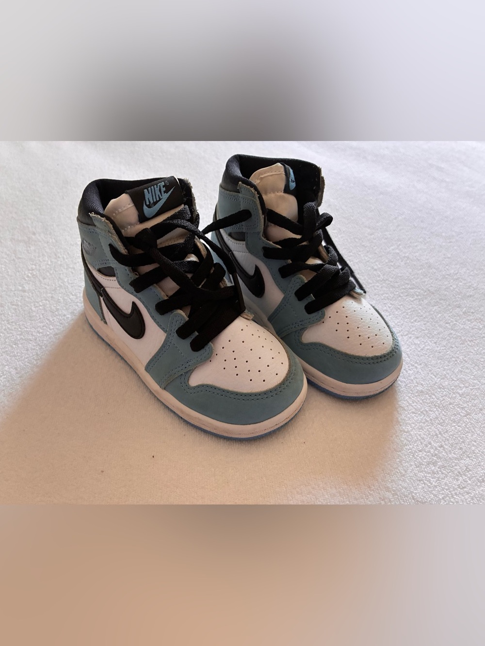 Nike Kids Blue, White & Black High-Top Sneakers Jordan 1 Mid Little Kids' Shoes